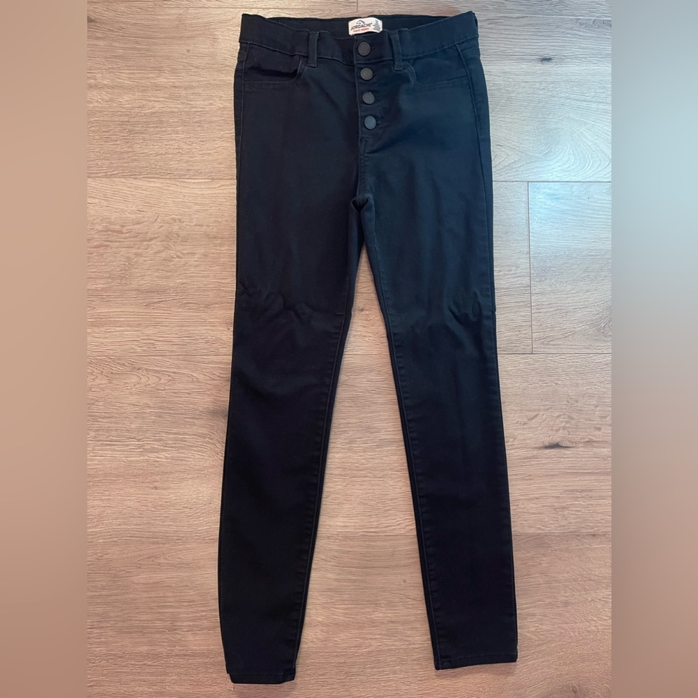 Spelling plain black jeans (kids size)